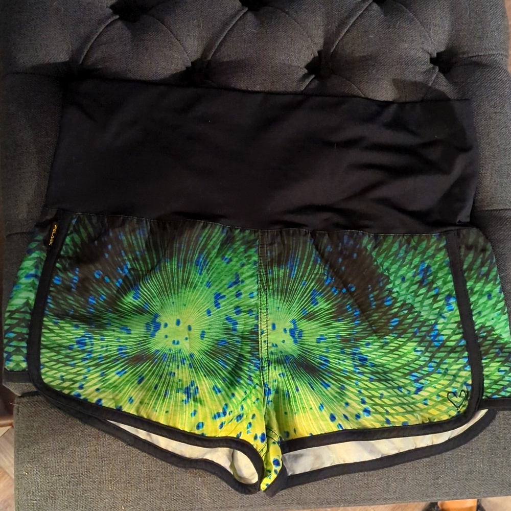 PELAGIC Women’s Size SMALL OceanFlex ACTIVEWEAR fishing boating Shorts